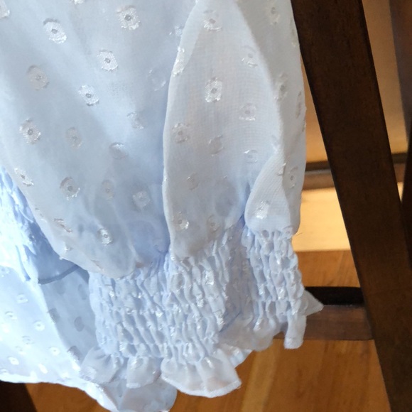 Light Blue Top By Haute Monde S M L 💙 - Picture 14 of 16